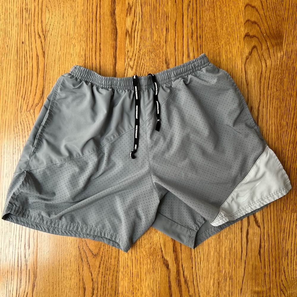 Nike Dri-FIT Light Gray Shorts